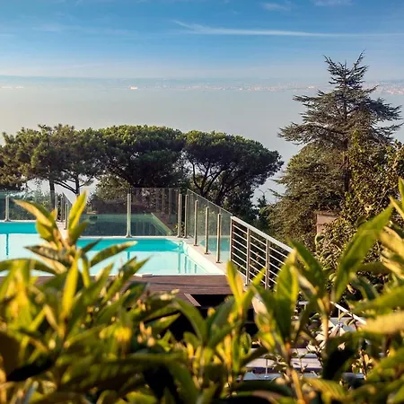 Eva * Sorrento